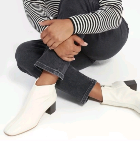 Everlane the day boot butter soft white leather side zip ankle boots sz 8,5 - Picture 1 of 10